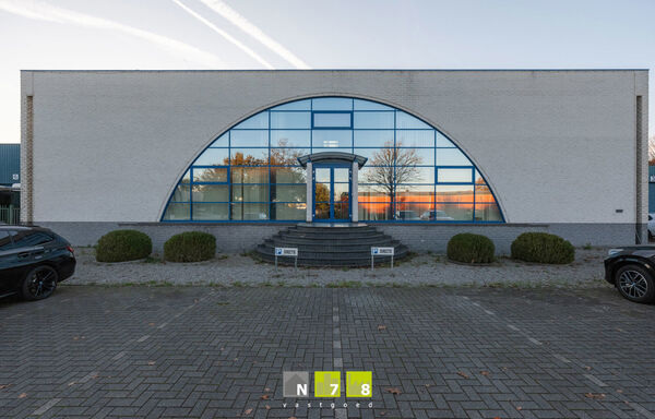 Industrieel gebouw te huur in Dilsen-Stokkem