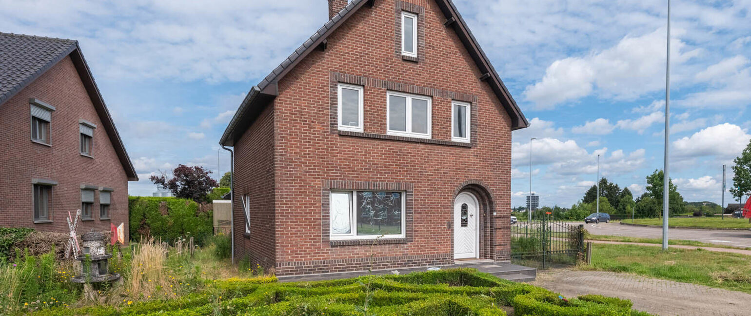 Gebouw voor gemengd gebruik te koop in Dilsen-Stokkem