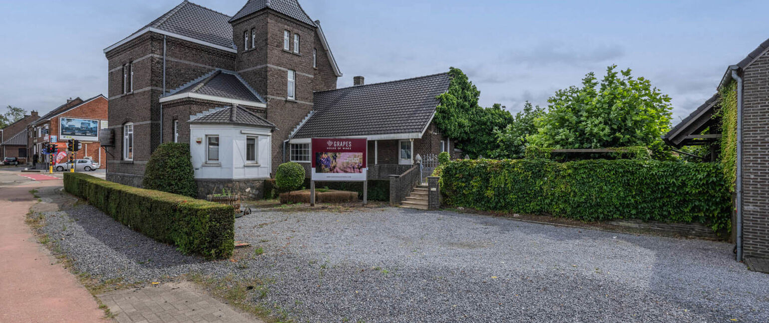 Gebouw voor gemengd gebruik te koop in Dilsen-Stokkem