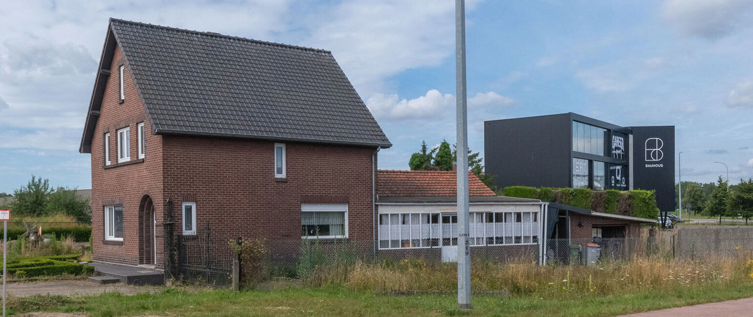 Gebouw voor gemengd gebruik te koop in Dilsen-Stokkem