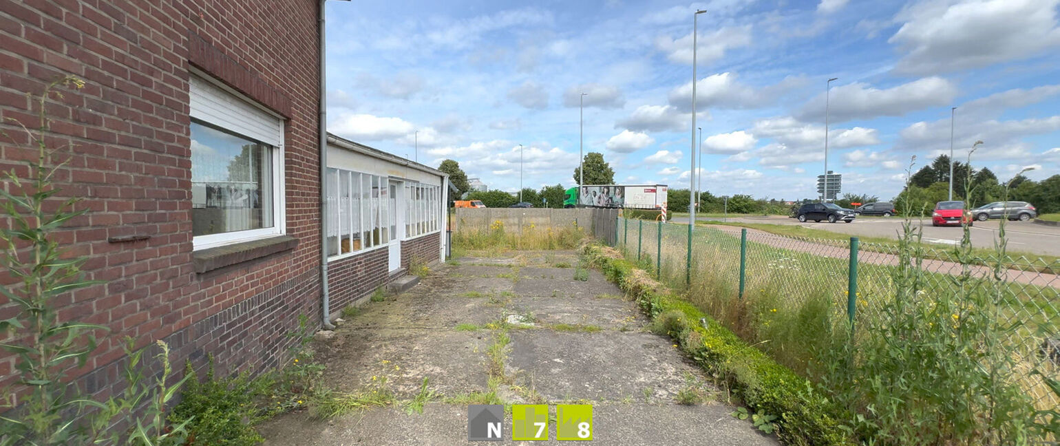 Gebouw voor gemengd gebruik te koop in Dilsen-Stokkem