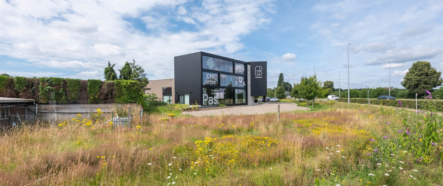 Gebouw voor gemengd gebruik te koop in Dilsen-Stokkem