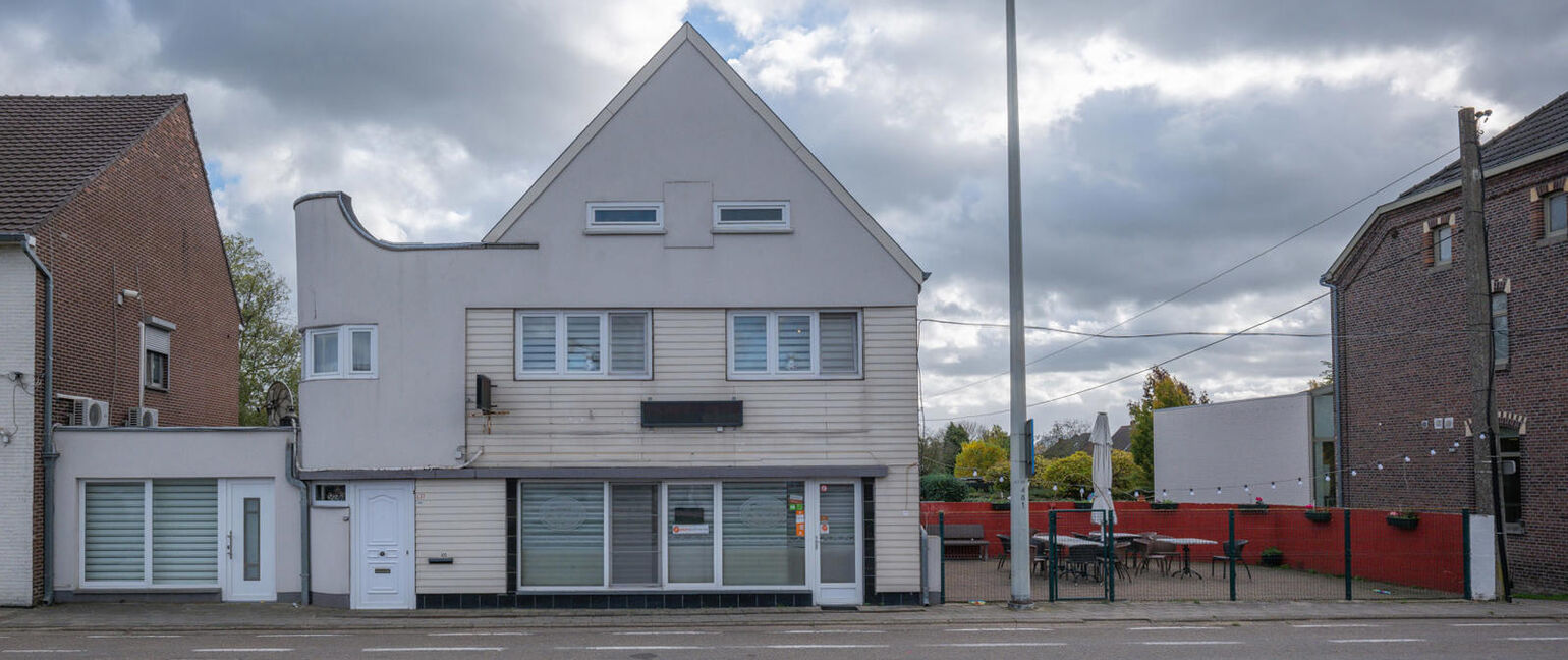 Gebouw voor gemengd gebruik te koop in Dilsen-Stokkem