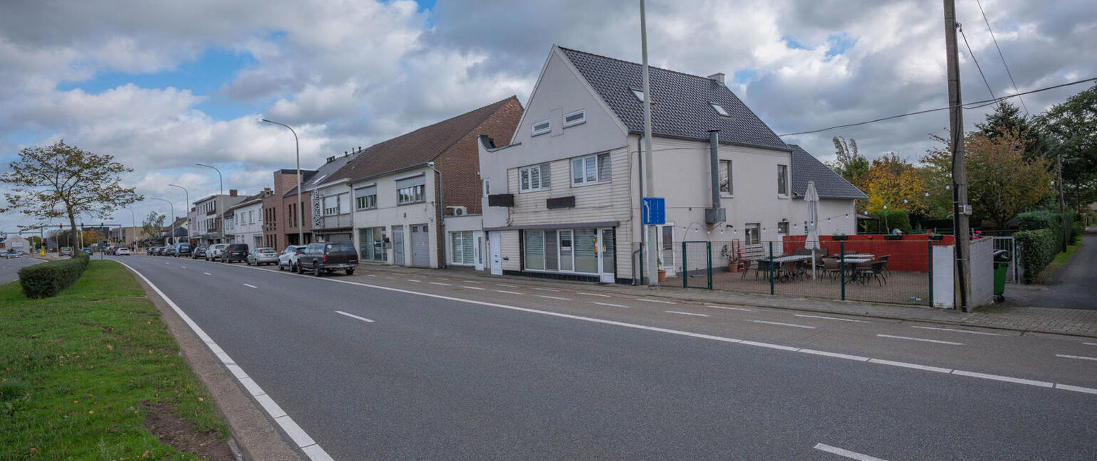 Gebouw voor gemengd gebruik te koop in Dilsen-Stokkem