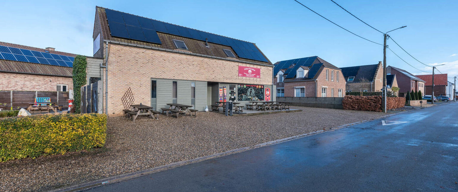 Gebouw voor gemengd gebruik te koop in Dilsen-Stokkem