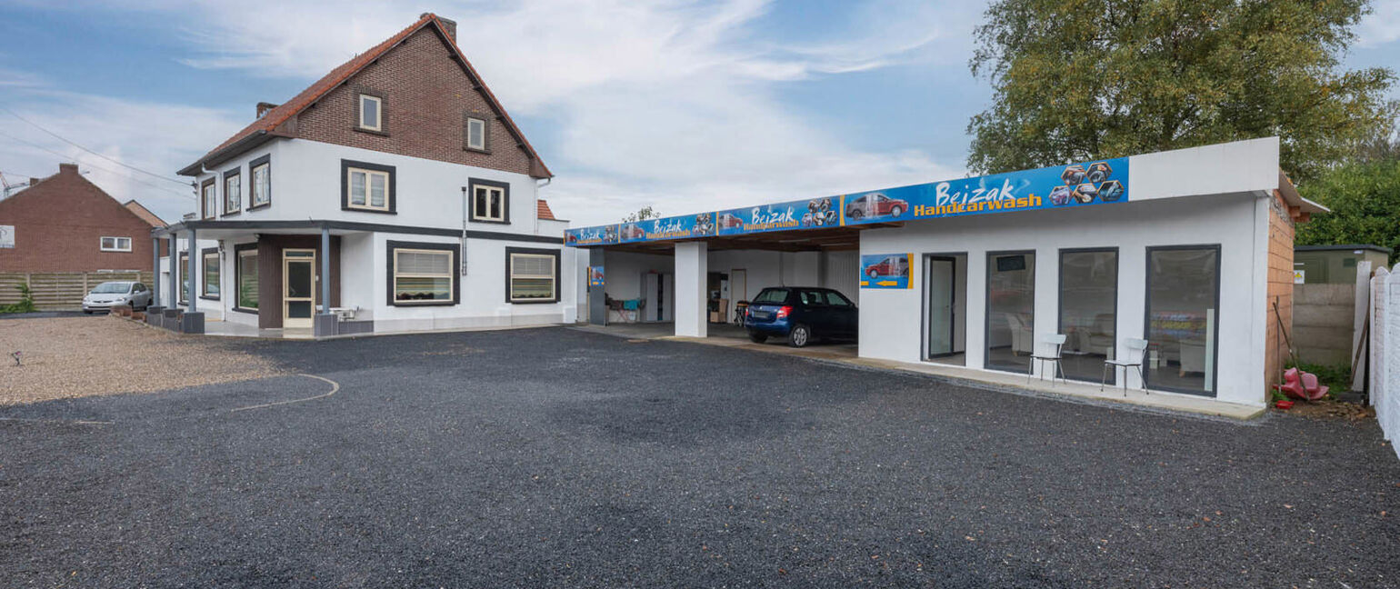 Gebouw voor gemengd gebruik te koop in Dilsen-Stokkem