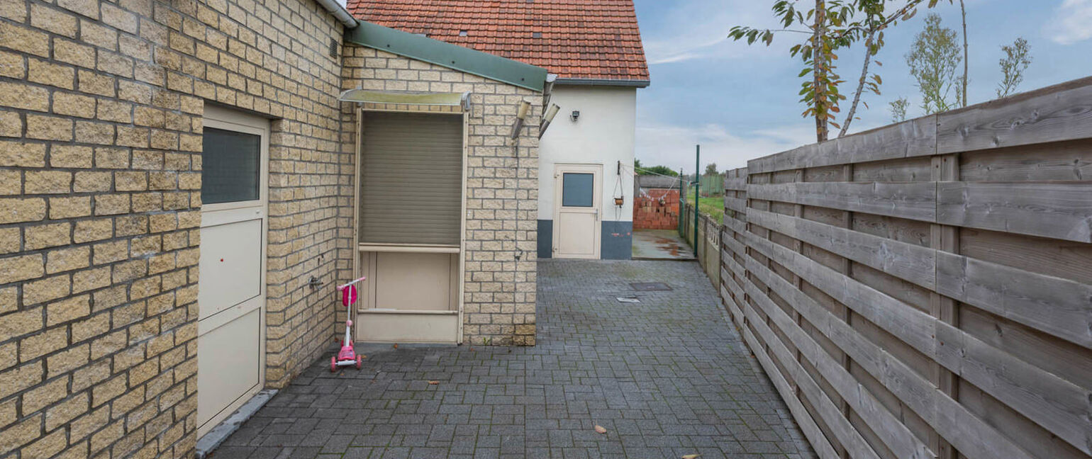 Gebouw voor gemengd gebruik te koop in Dilsen-Stokkem