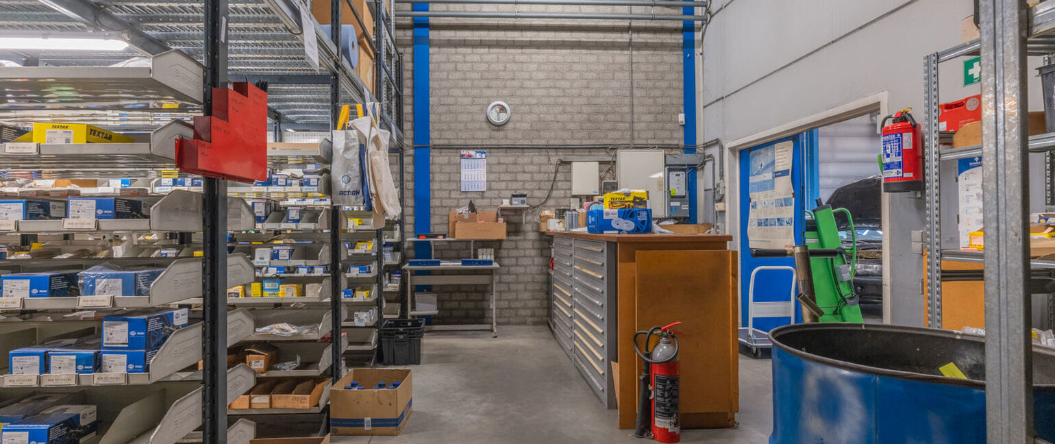 Gebouw voor gemengd gebruik te koop in Kinrooi