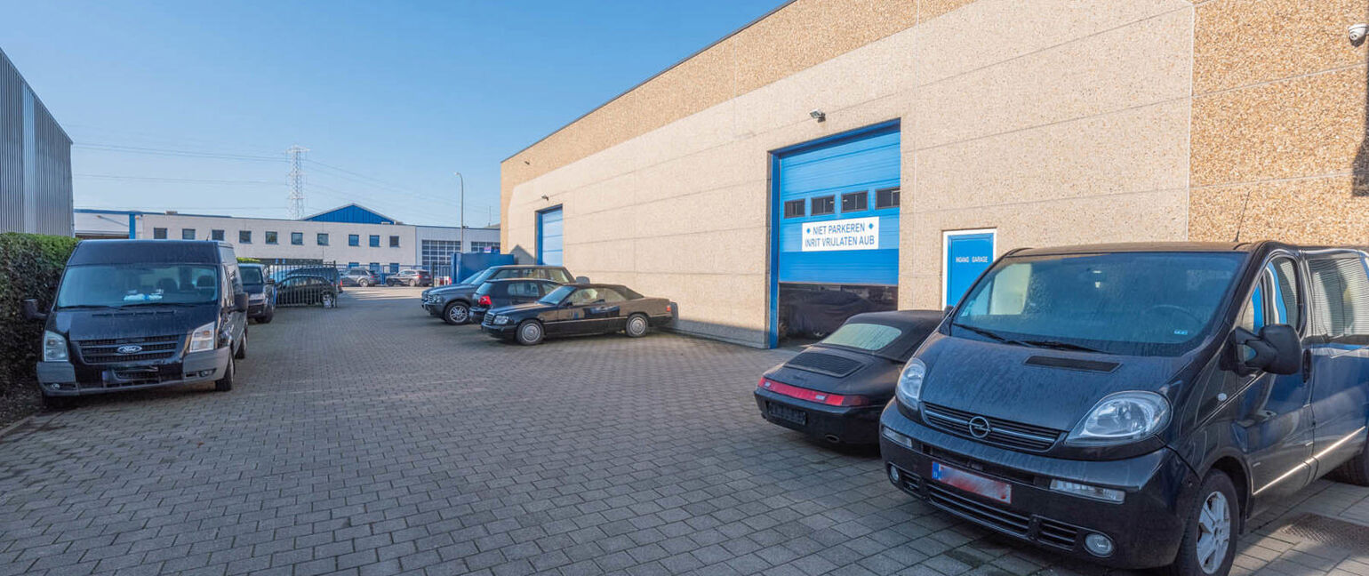 Gebouw voor gemengd gebruik te koop in Kinrooi