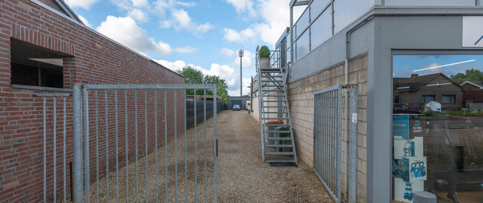 Gebouw voor gemengd gebruik te koop in Lanaken