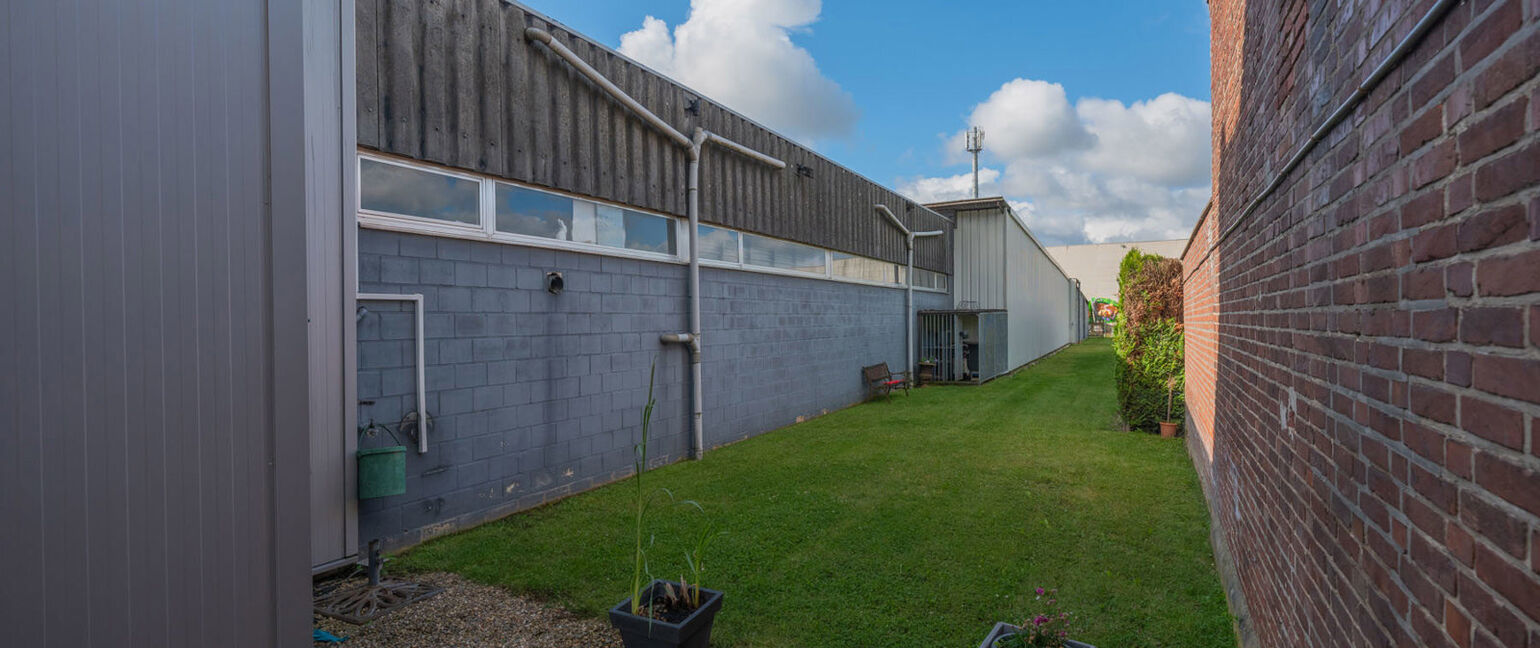 Gebouw voor gemengd gebruik te koop in Lanaken