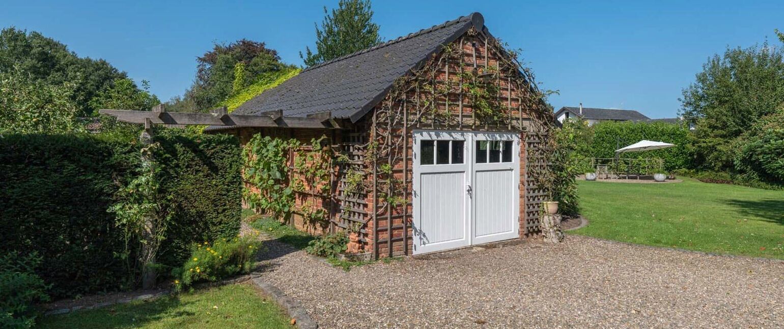 Gebouw voor gemengd gebruik te koop in Maaseik