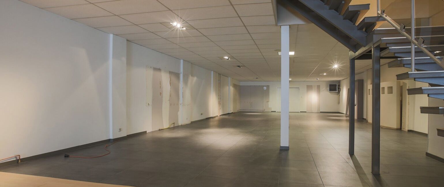 Gebouw voor gemengd gebruik te koop in Maasmechelen