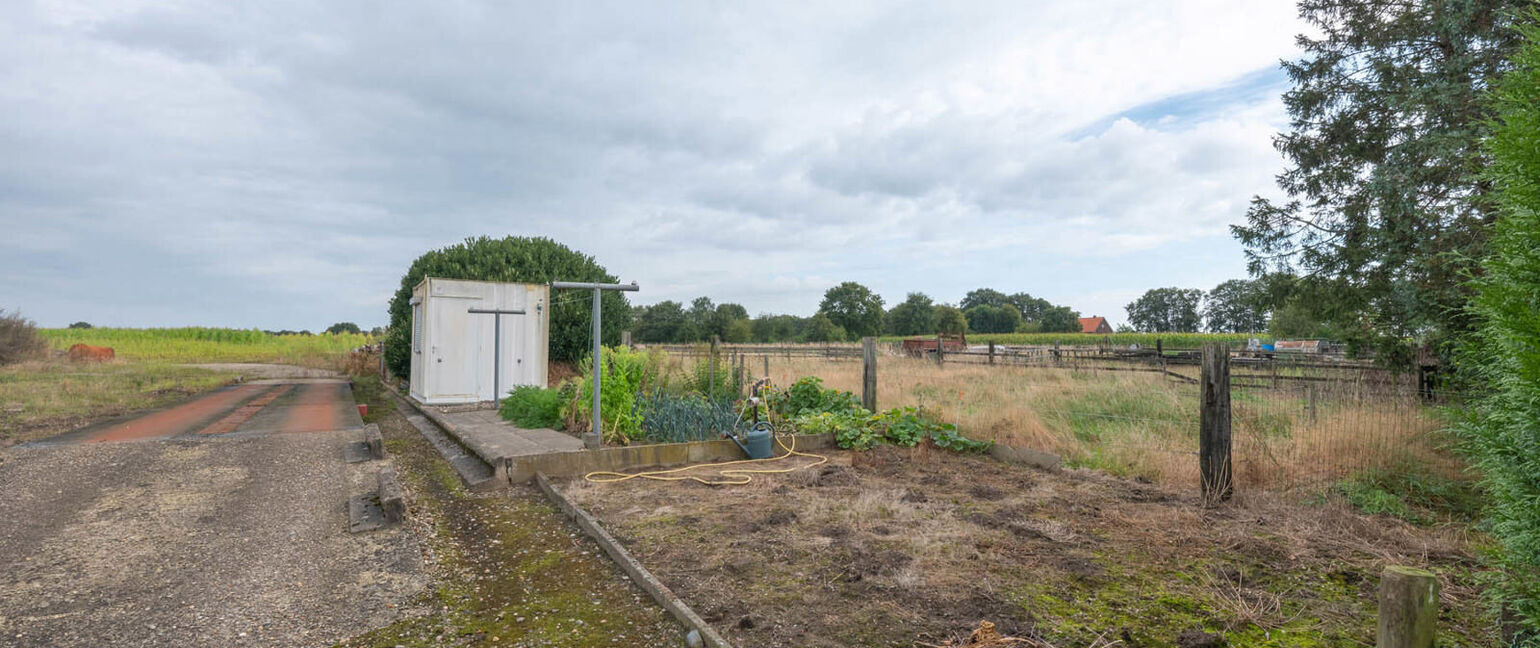 Gebouw voor gemengd gebruik te koop in Oudsbergen