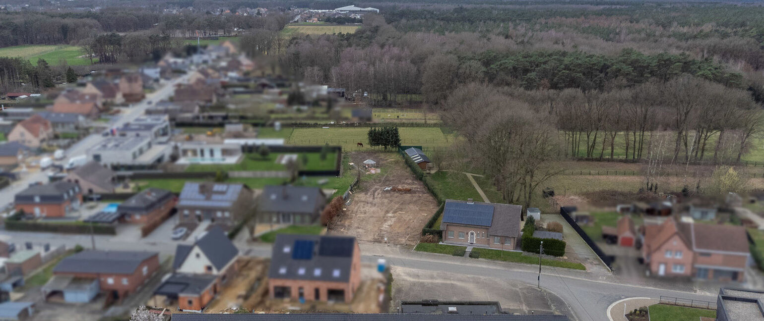 Gebouw voor gemengd gebruik te koop in Oudsbergen