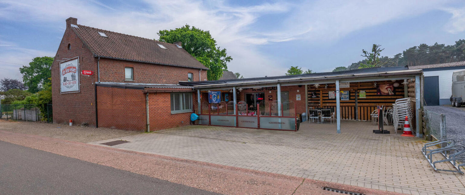 Gebouw voor gemengd gebruik te koop in Zutendaal