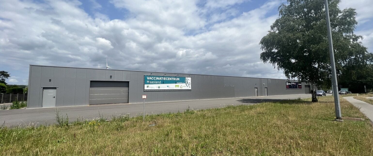 Industrieel gebouw te huur in Dilsen-Stokkem