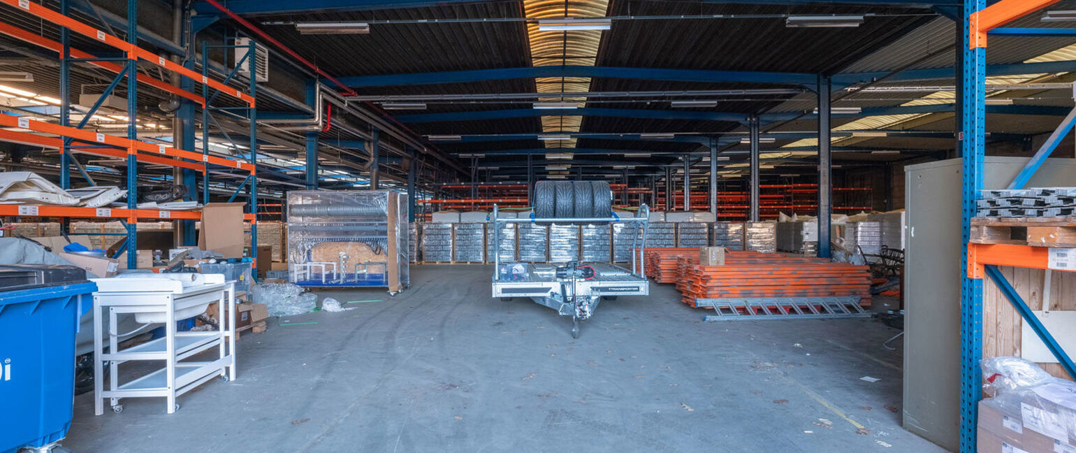 Industrieel gebouw te huur in Dilsen-Stokkem