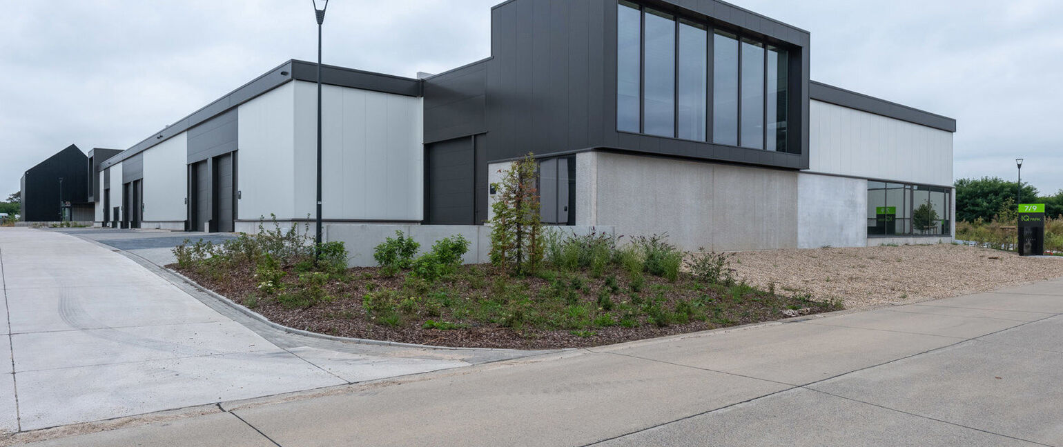 Industrieel gebouw te koop in Dilsen-Stokkem