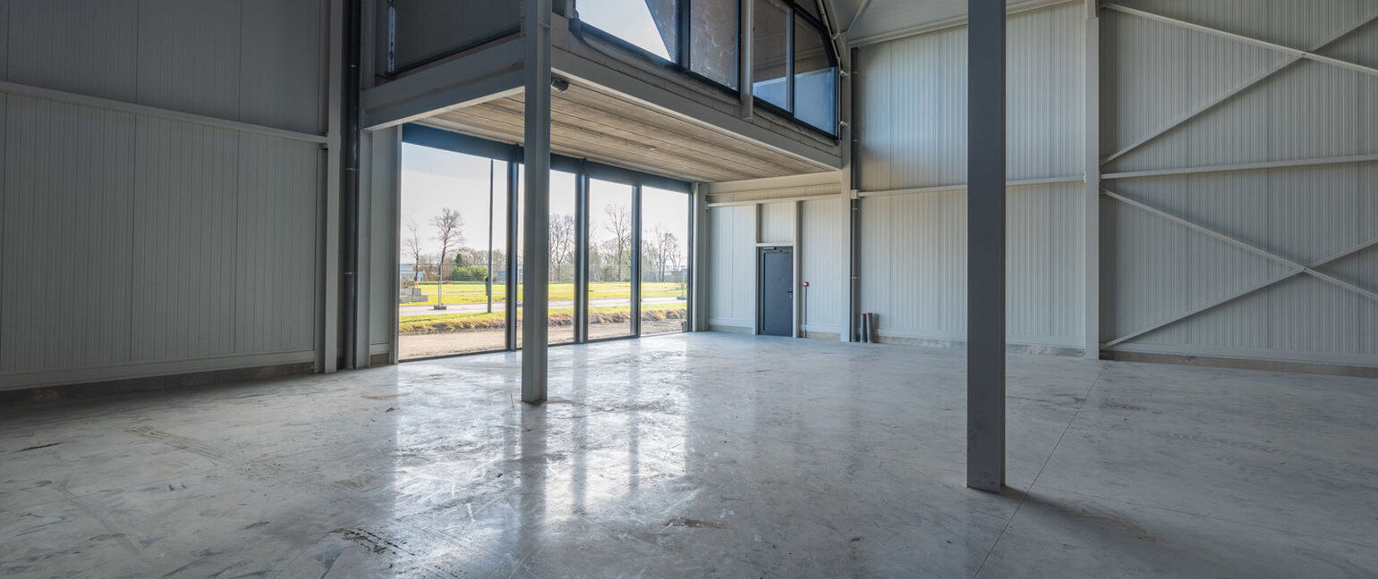 Industrieel gebouw te koop in Dilsen-Stokkem