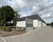 Industrieel gebouw te huur in Maaseik